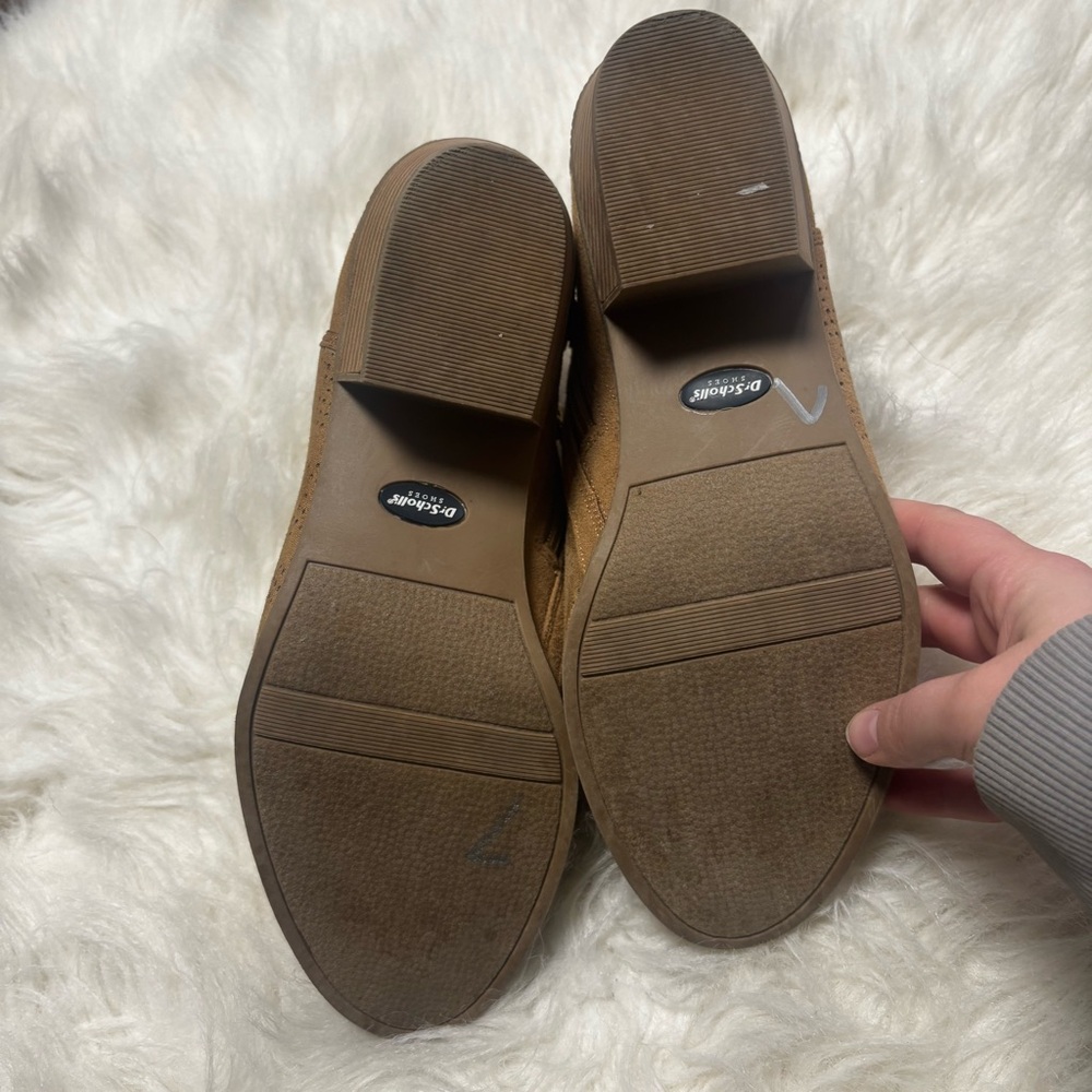 Dr.Scholl’s Tan Faux Leather with All-Over Perforation Booties size Women’s 8.5 - Picture 6 of 6